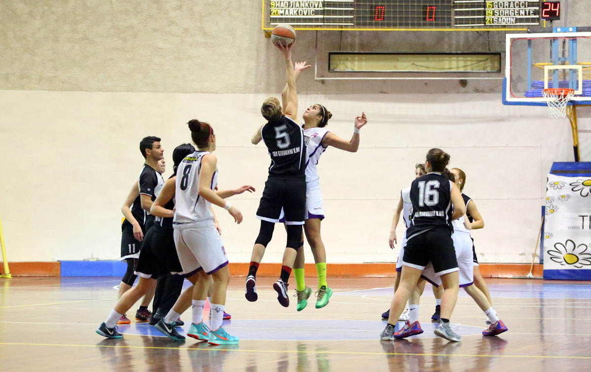 00_florence_galli_femminile_basket2015